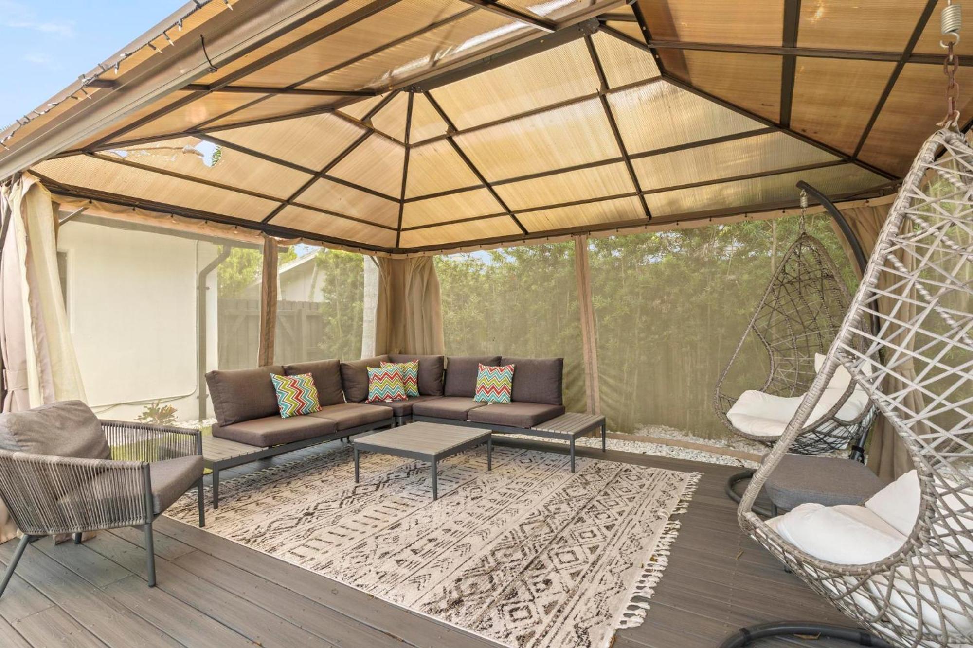 Ferienhaus 2 Miles To Beach~ Pool ~cabana~ Pool Table